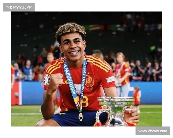 重大足球赛事;足球世界巅峰对决重大赛事点燃全球激情梦想成真荣耀永存